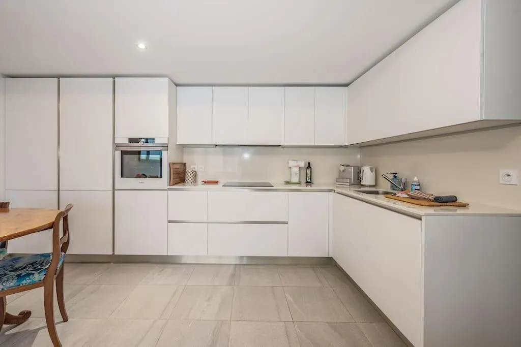 Juan Les Pins Two Bed Apt Beach Access Antibes