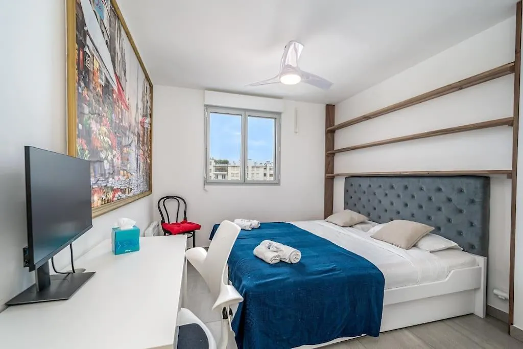 Juan Les Pins Two Bed Apt Beach Access Antibes 0*,  Francja