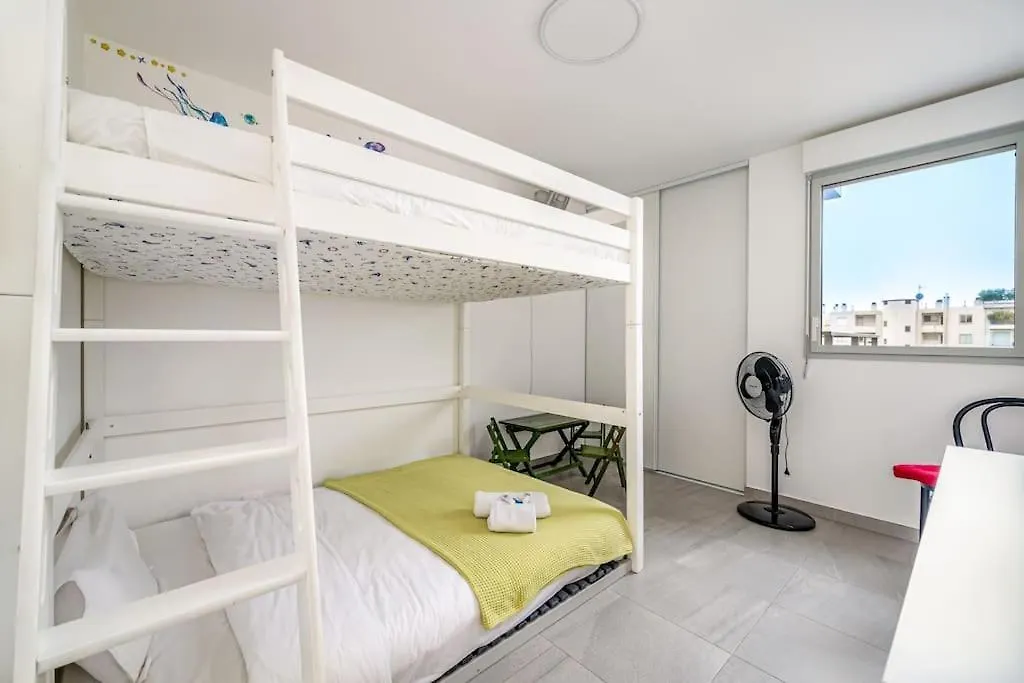 Juan Les Pins Two Bed Apt Beach Access Antibes Apartment